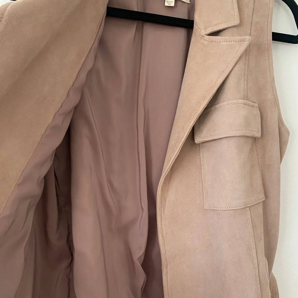 L’AGENCE Arbor Suede Goatskin Wrap Vest in Cashew - Picture 6 of 14
